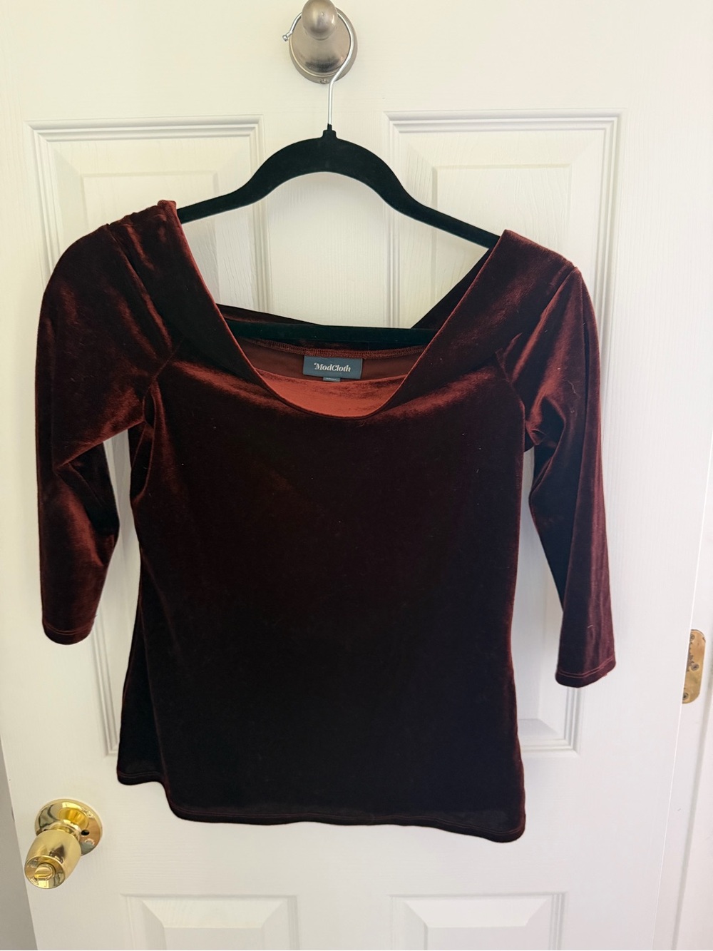 Modcloth Burgundy Maroon Velvet Off The Shoulder Top Size Medium